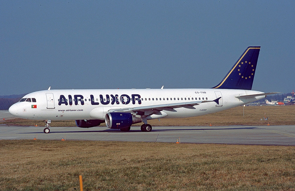 Noticias de aerolíneas. Noticias de turismo. Airbus A320 de Air Luxor