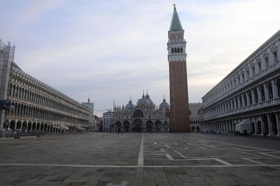 Noticias de turismo. Venecia confinada y sin turistas