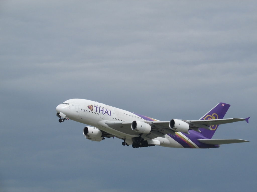 Noticias de aerolíneas. Noticias de compañías aéreas. Airbus A380 de Thai Airways