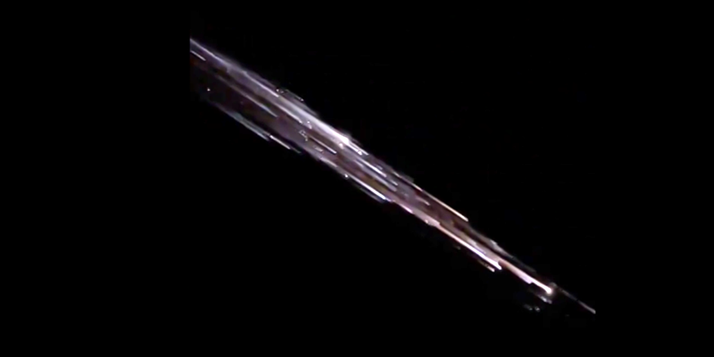 Noticias aeroespaciales. Reentrada de fragmentos del Falcon 9 en la atmósfera