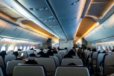 interior de la cabina de un avión