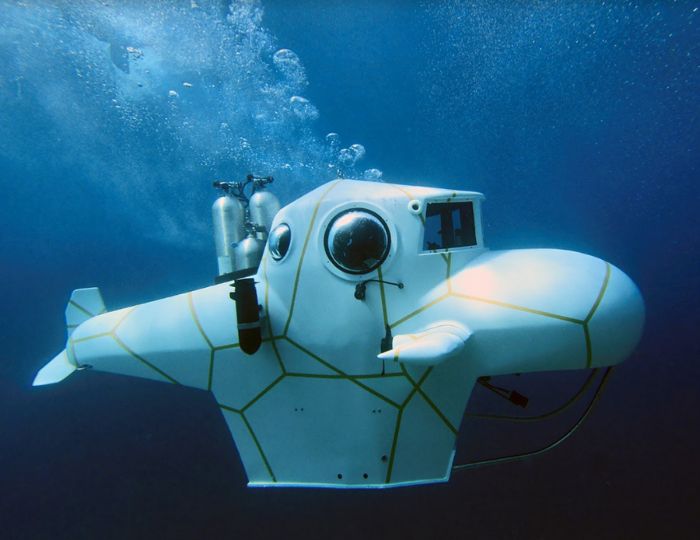 submarino exclusivo velaa pivate island